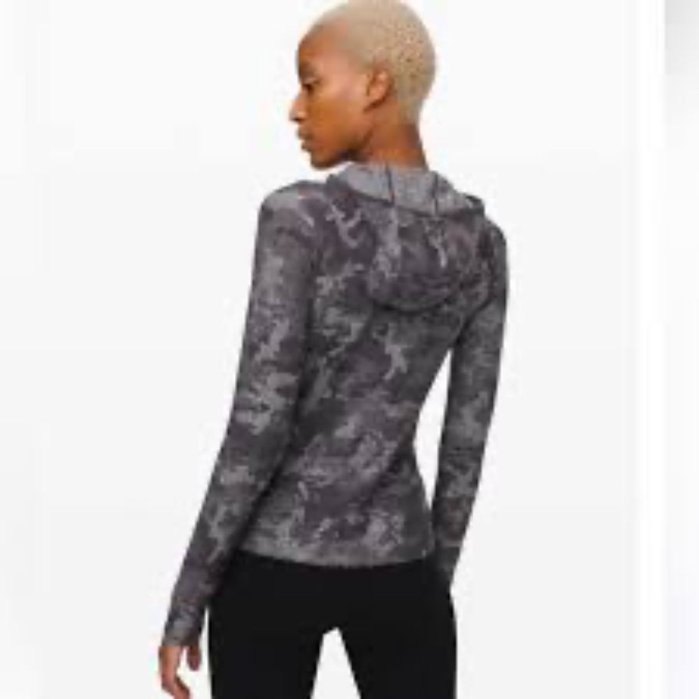 Lululemon Pullover with Hood 1/2 Zip Camo Size 4 - Picture 10 of 10